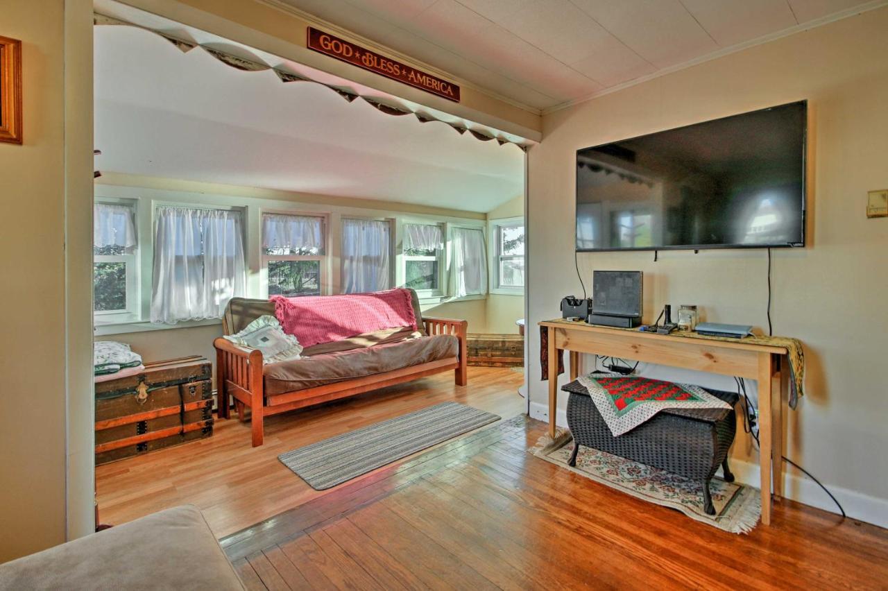 Cozy Buzzards Bay Home Steps To Cape Cod Canal! Bourne Exteriör bild