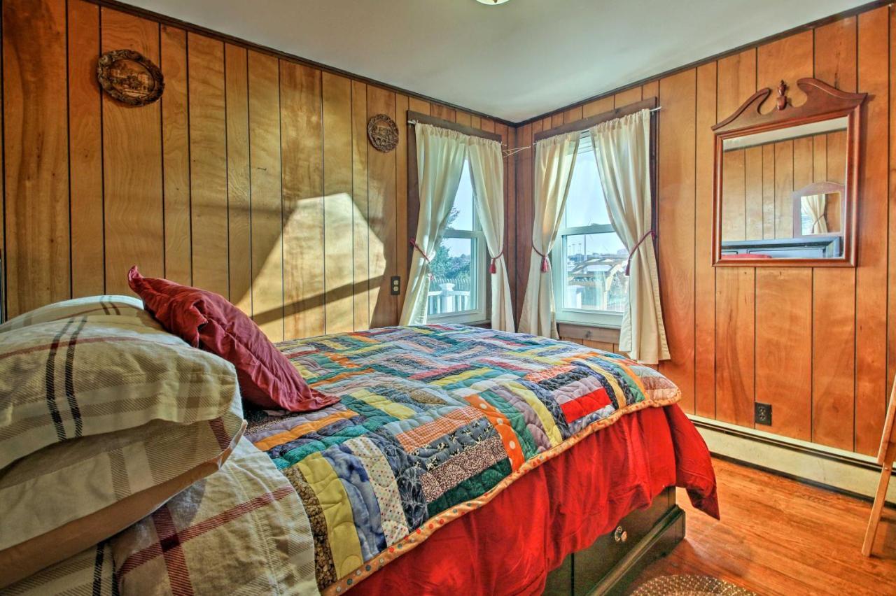 Cozy Buzzards Bay Home Steps To Cape Cod Canal! Bourne Exteriör bild